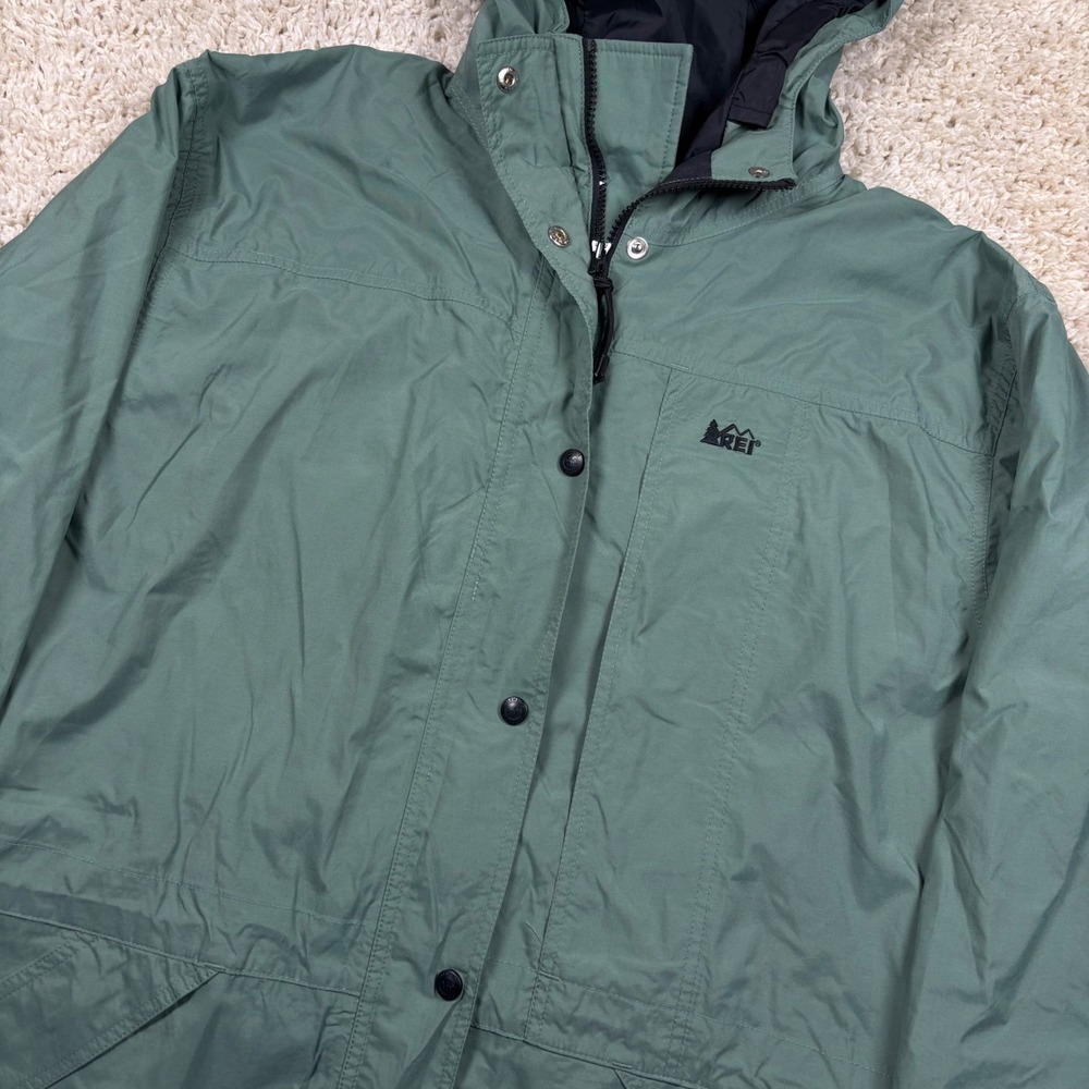 REI Hooded Rain Jacket Womens 14 Green Full Zip Snap Parka
